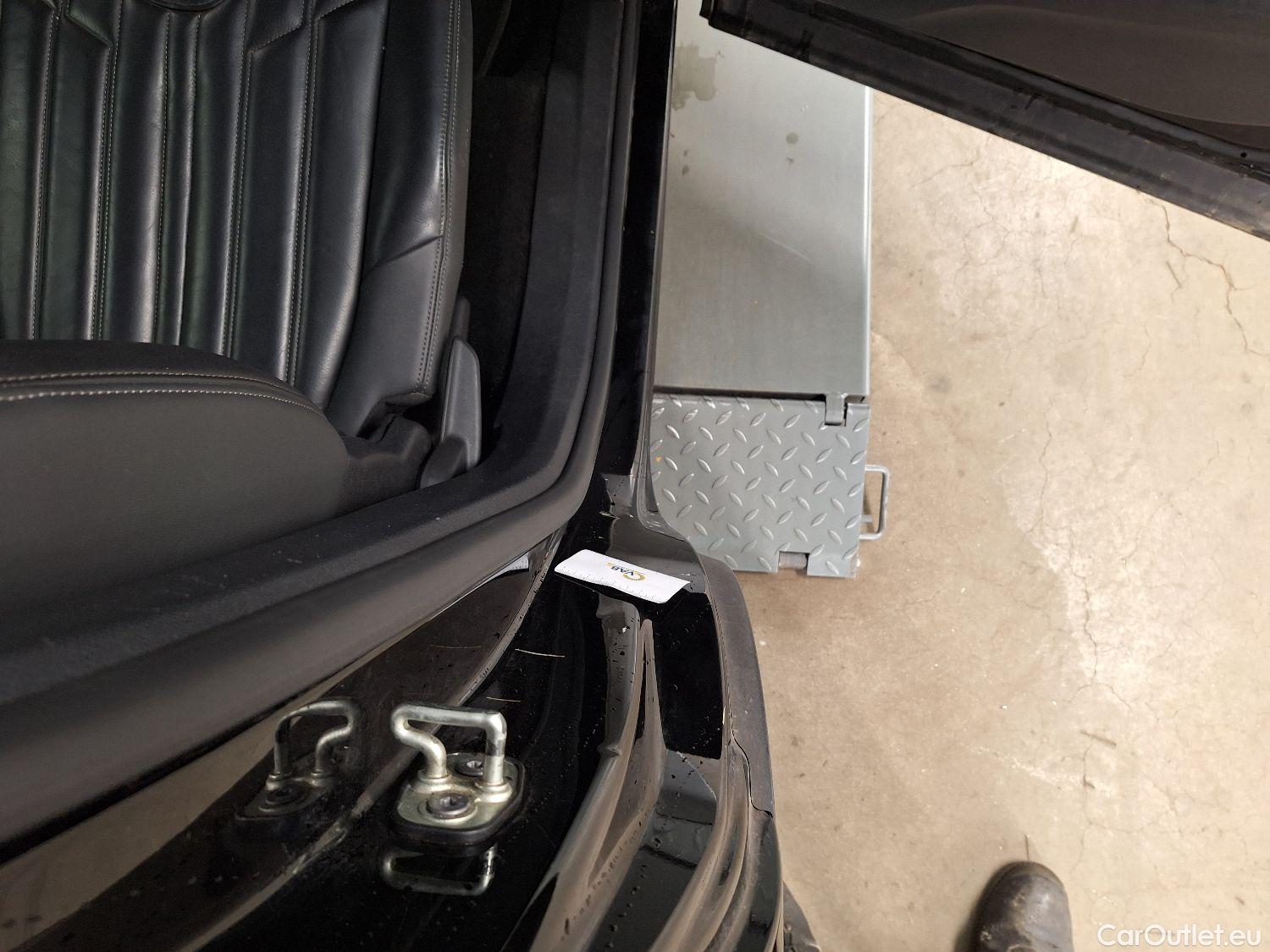  Peugeot  5008 Peugeot,  '16, Peugeot  1.5 BlueHDi 96kW S&S EAT8 Allure 5d 7pl #39