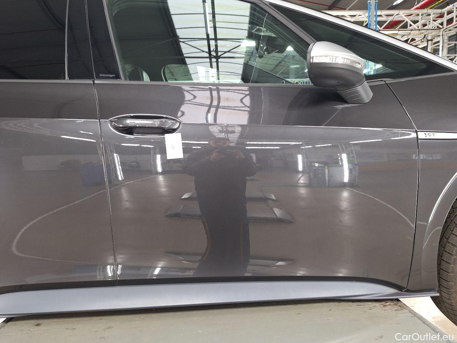  Volkswagen  ID.3 VW,  '20 BEV, Volkswagen   1ST Plus 5d #12