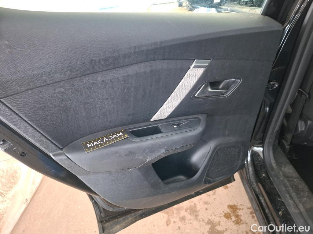  Citroen  C4 CITROEN  X / 2022 / 4P / Berline PureTech 130 S&S EAT8 Feel Pack #12