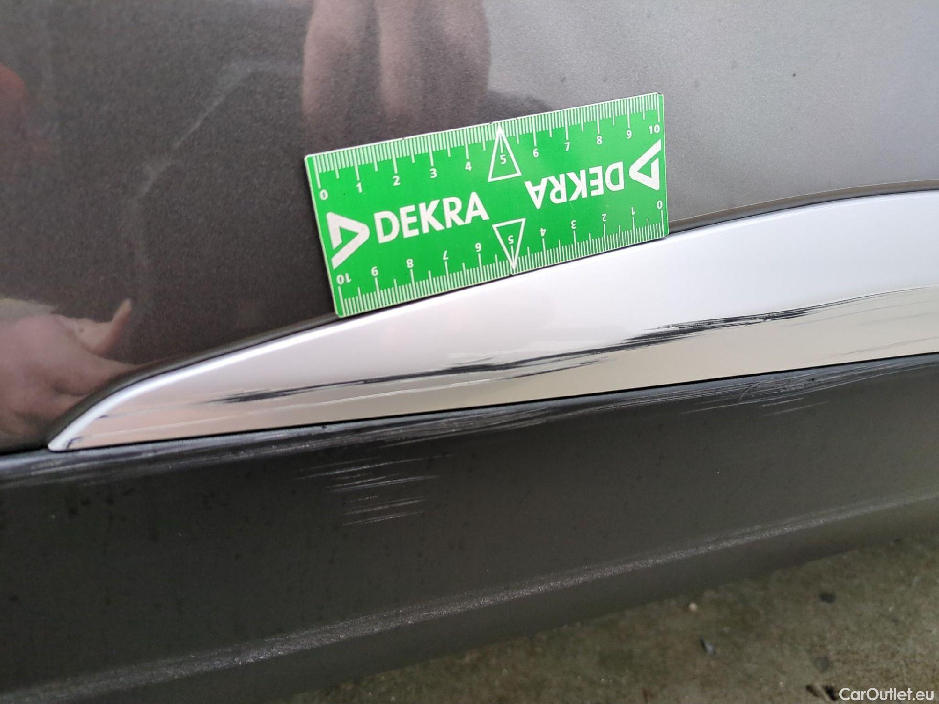  Peugeot  2008  Allure 1.5 HDi 130CV BVA8 E6d #17