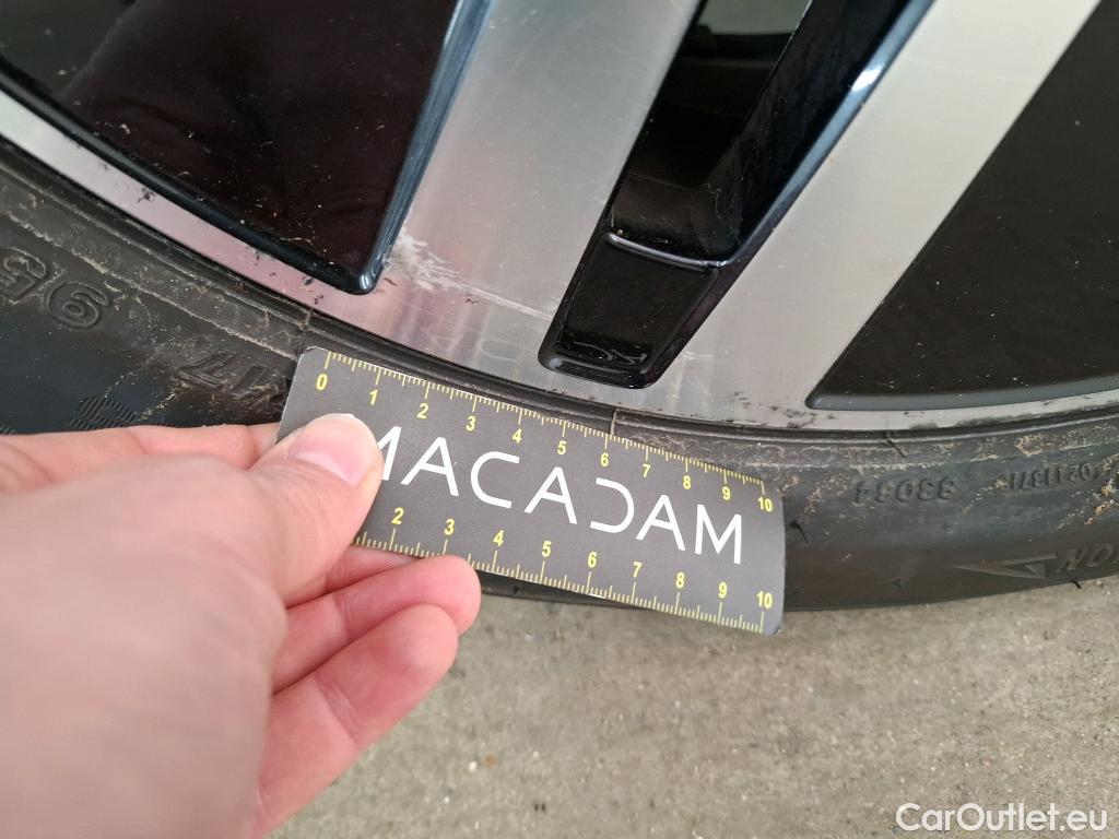  Mercedes  A-Klasse MERCEDES-BENZ Classe A Compact / 2018 / 5P / Berline A 250 e Progressive Line 8G-DCT #21