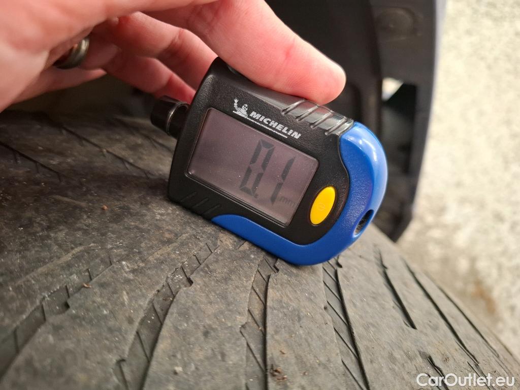  Bmw  X1 BMW  / 2022 / 5P / SUV xDrive23i M Sport DKG7 #9