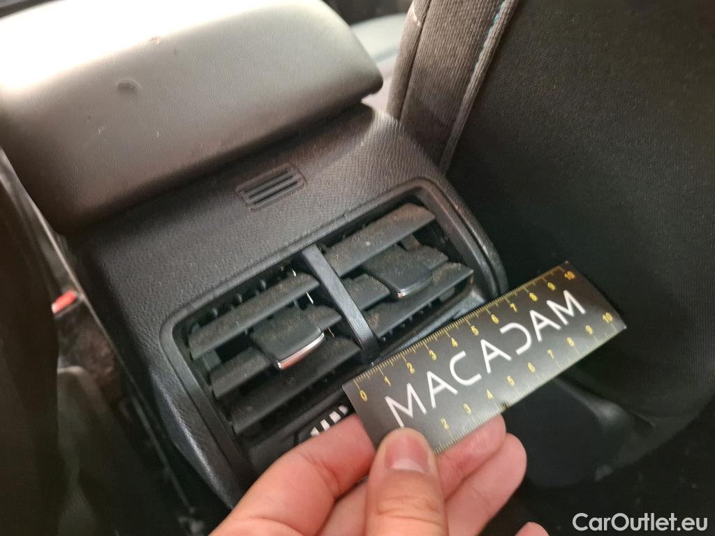  Citroen  C4 CITROEN  X / 2022 / 4P / Berline PureTech 130 S&S EAT8 Feel Pack #22