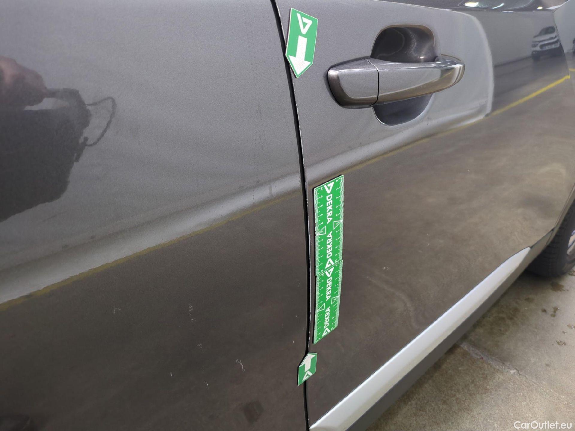  Peugeot  2008  Allure 1.5 HDi 130CV BVA8 E6d #23