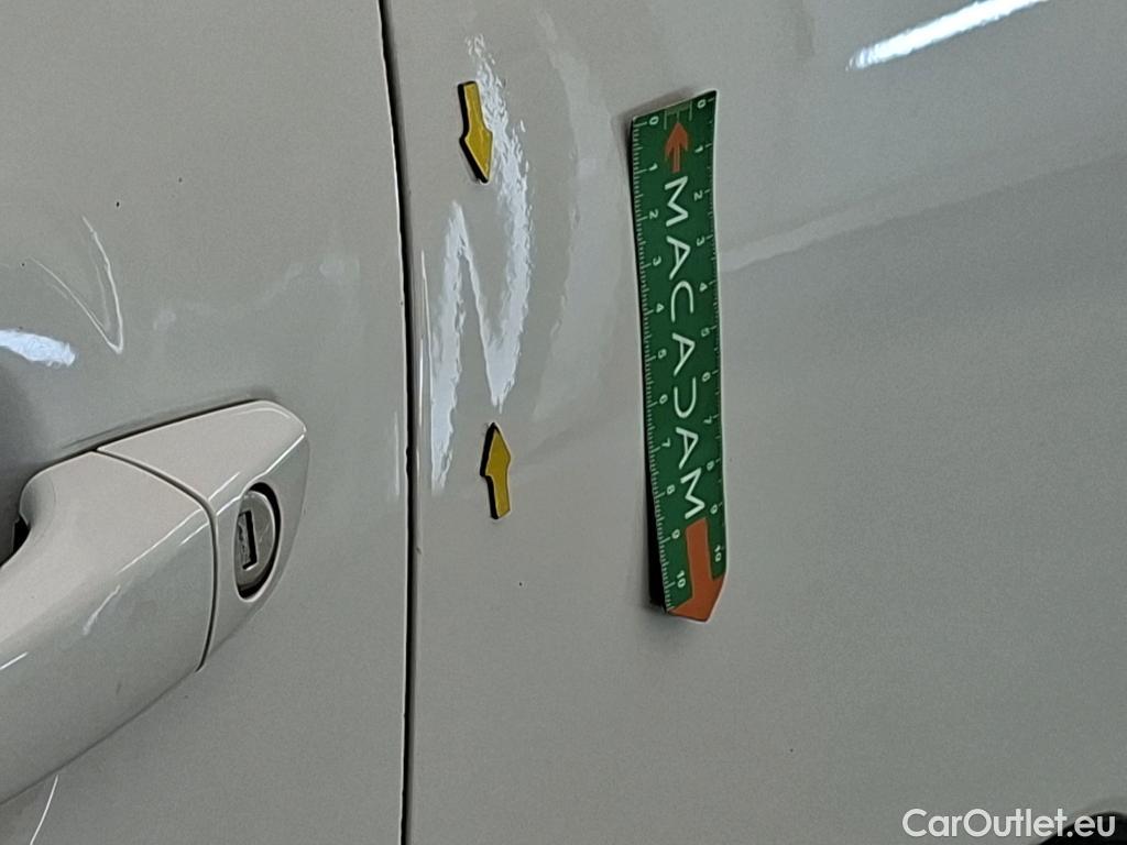  Citroen  C3  Shine Business 1.2 PureTech 110CV BVM6 E6d #2