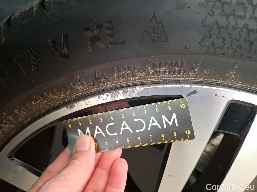  Mercedes  A-Klasse MERCEDES-BENZ Classe A Compact / 2018 / 5P / Berline A 250 e Progressive Line 8G-DCT #10