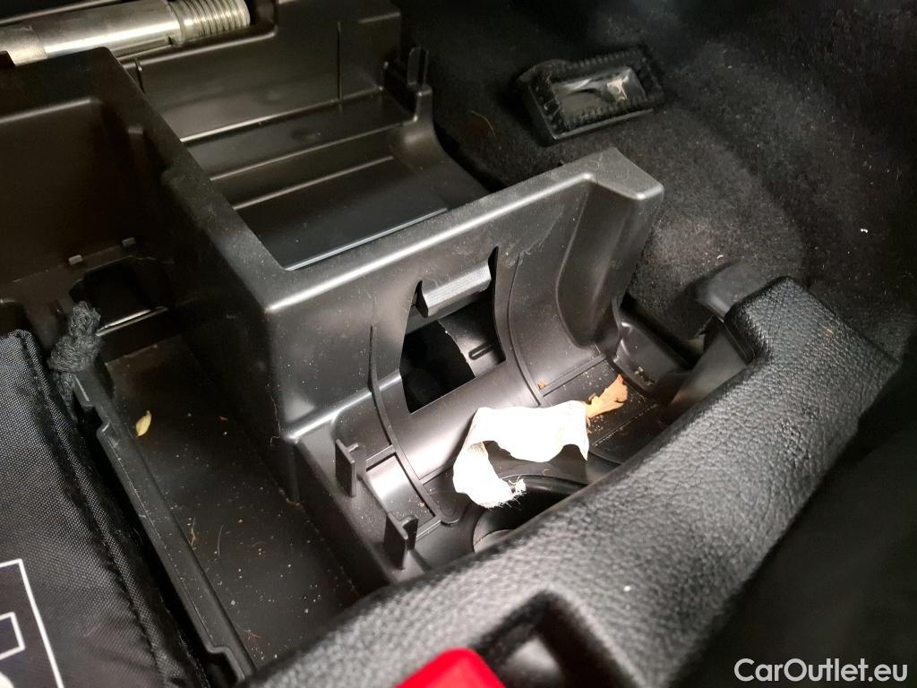  Mercedes  A-Klasse MERCEDES-BENZ Classe A Compact / 2018 / 5P / Berline A 250 e Progressive Line 8G-DCT #22