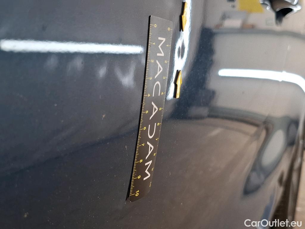  Ford  Kuga FORD  / 2019 / 5P / SUV 2.5 Duratec 225 ch PHEV eCVT St Line X #10