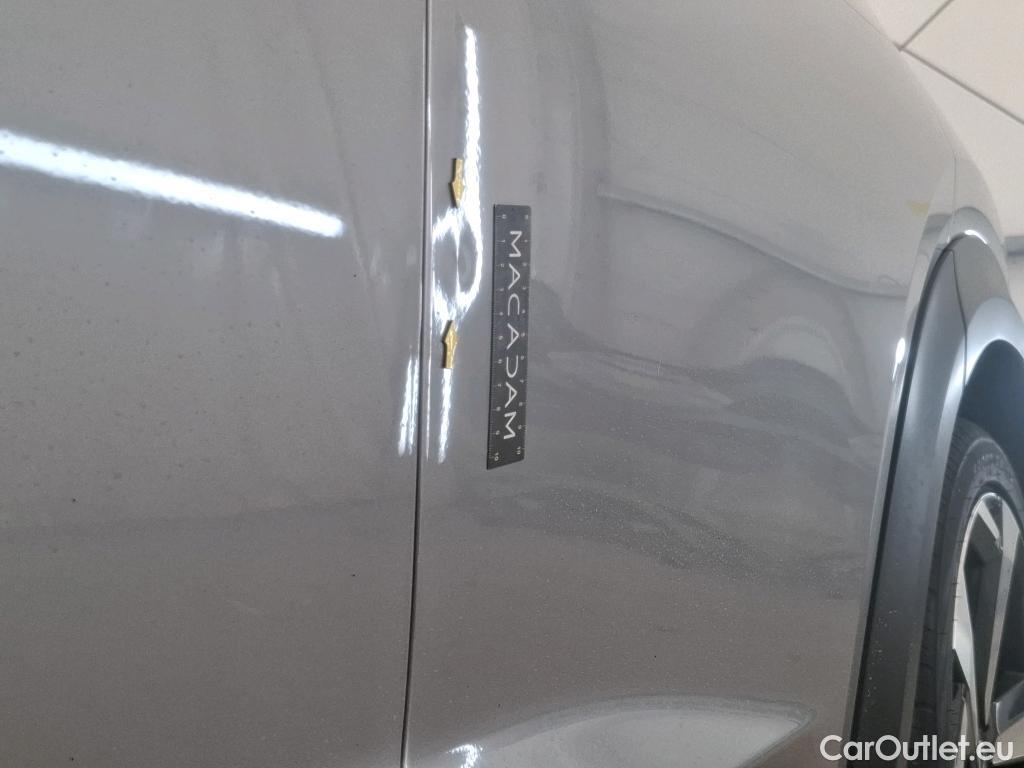  Nissan  Juke NISSAN  / 2019 / 5P / Crossover Hybrid 145 Tekna #2