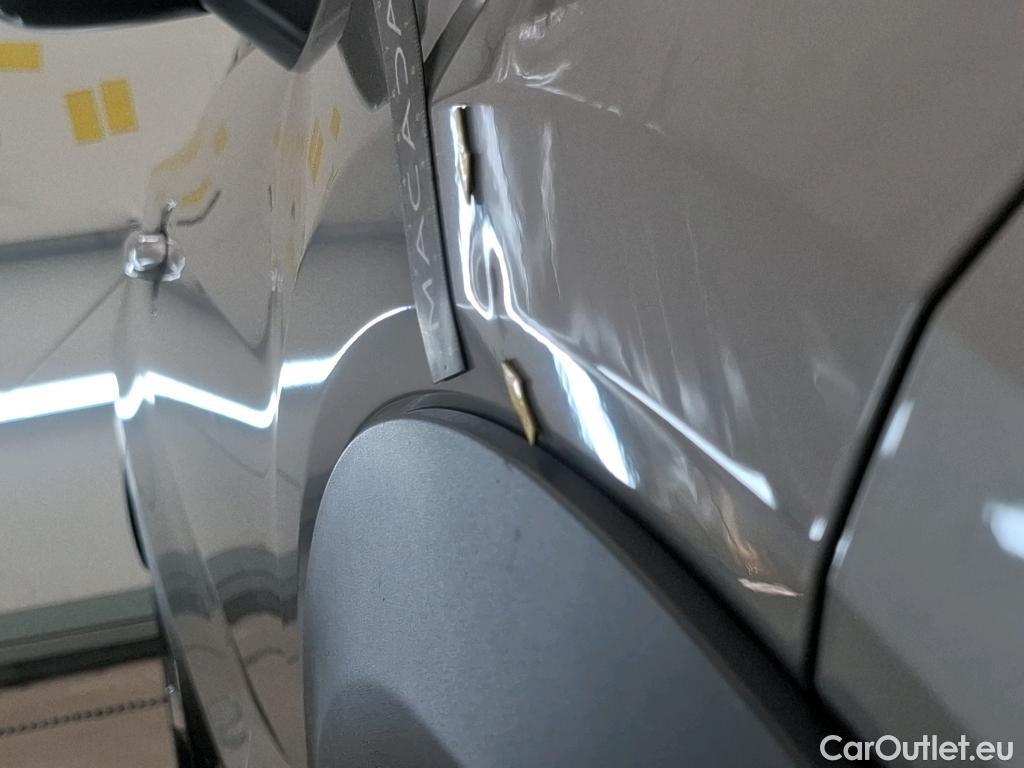  Nissan  Juke NISSAN  / 2019 / 5P / Crossover Hybrid 145 Tekna #16