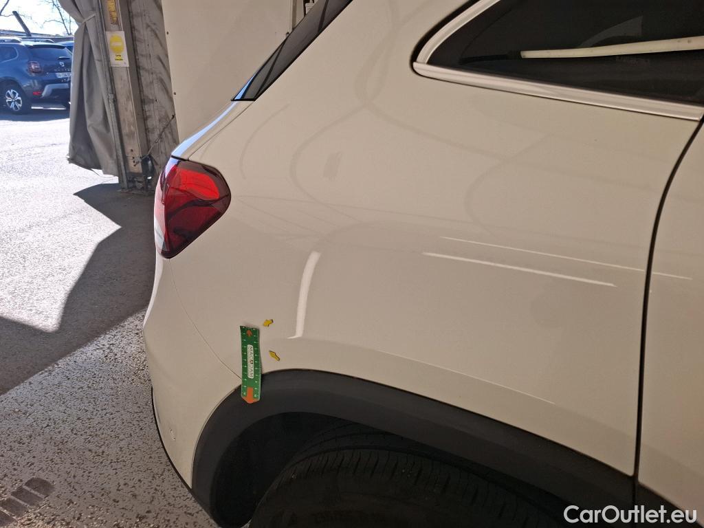  Mercedes  GLA MERCEDES-BENZ  / 2020 / 5P / SUV 1.3  200 PROGRESSIVE LINE DCT #13