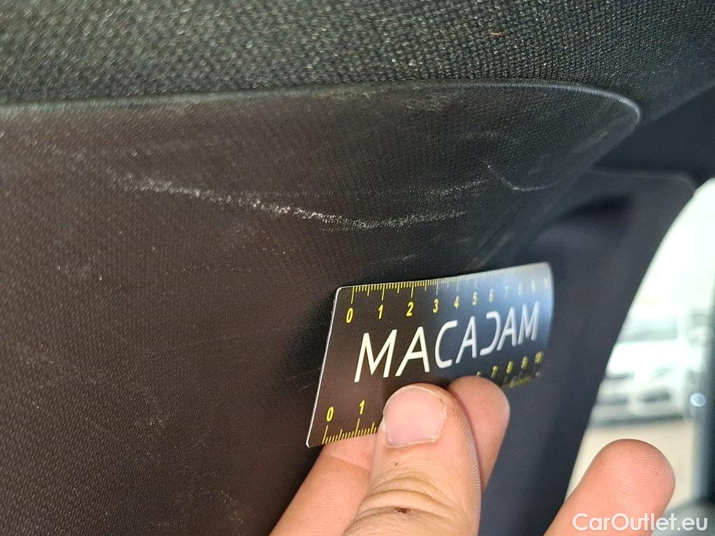  Ford  Kuga FORD  / 2019 / 5P / SUV 2.5 Duratec 225 ch PHEV eCVT St Line X #3