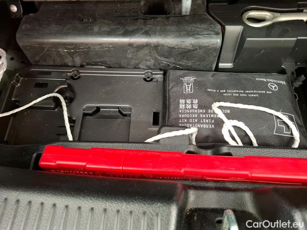  Mercedes  A-Klasse MERCEDES-BENZ Classe A Compact / 2018 / 5P / Berline A 250 e Progressive Line 8G-DCT #23