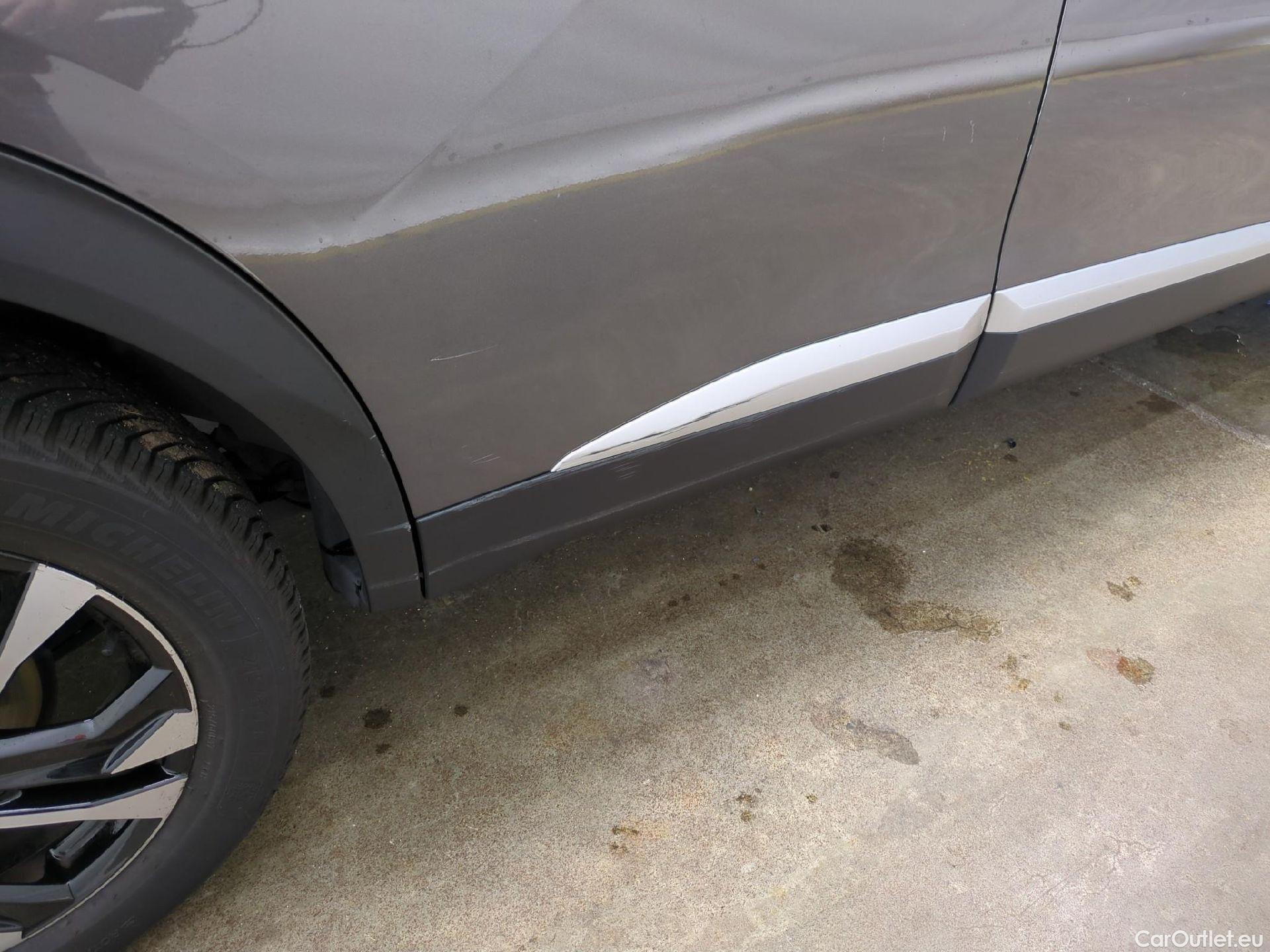  Peugeot  2008  Allure 1.5 HDi 130CV BVA8 E6d #16