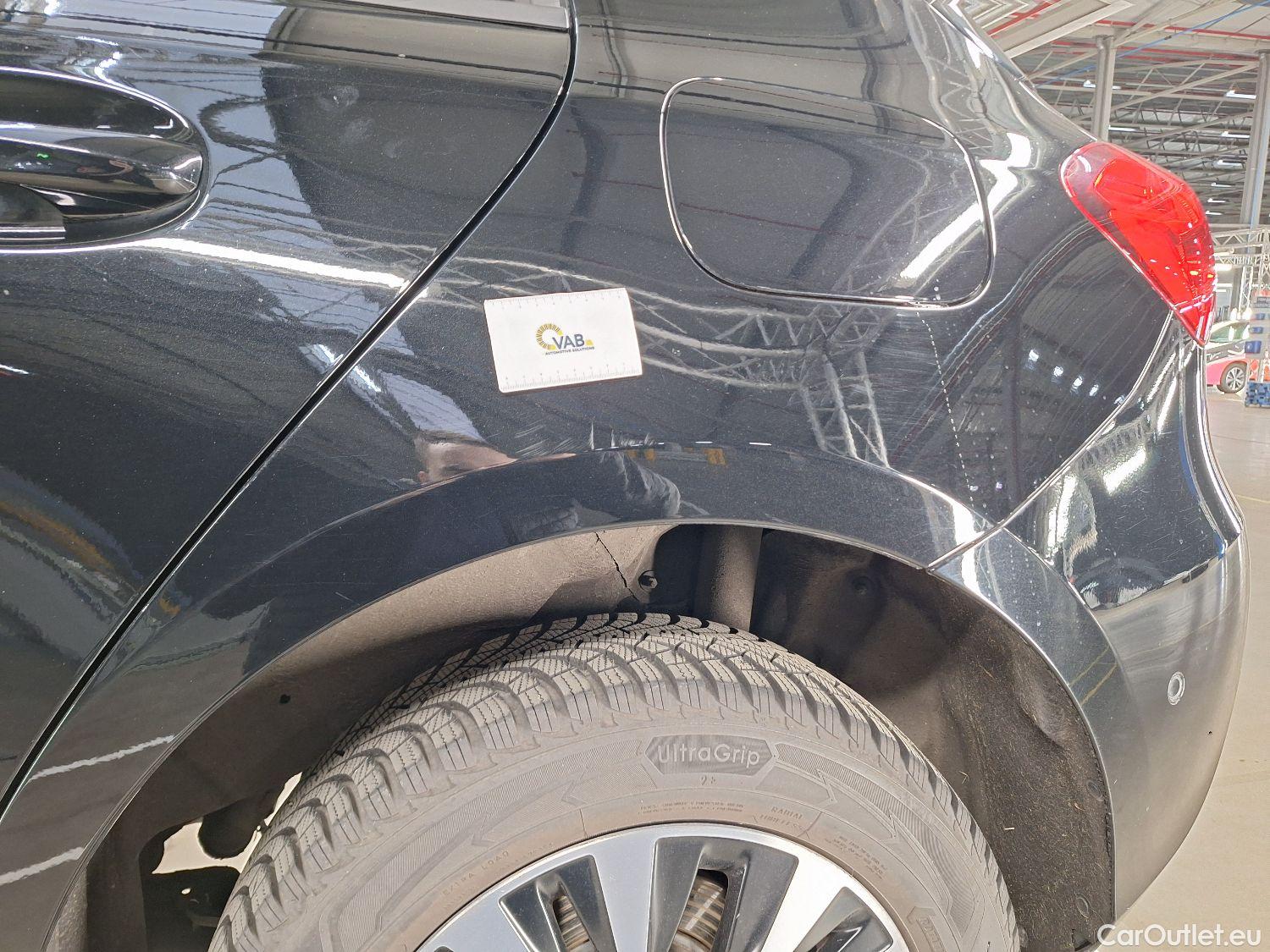  Mercedes  A-Klasse Mercedes, A-Class '18, Mercedes-Benz  A 180 d DCT Business Soluti #15