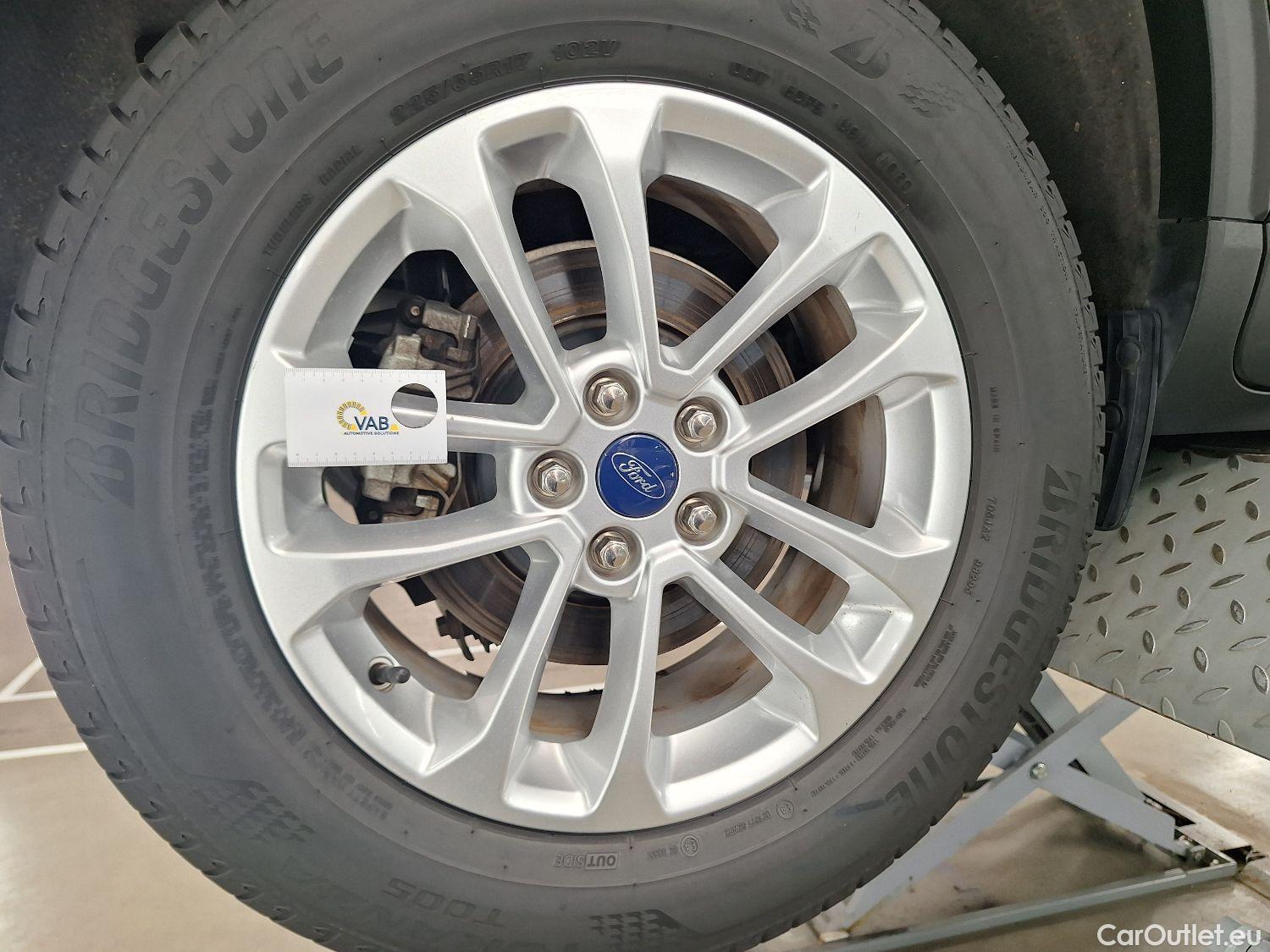  Ford  Kuga Ford,  '19, Ford  1.5 EcoBlue 88kW Titanium 5d #6