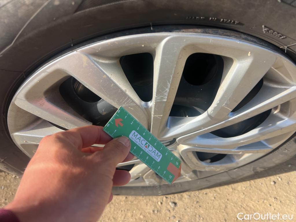  Citroen  Berlingo CITROEN  / 2018 / 4P / combi Talla M BlueHDi 100 S&S LIVE PACK BUSINE #46