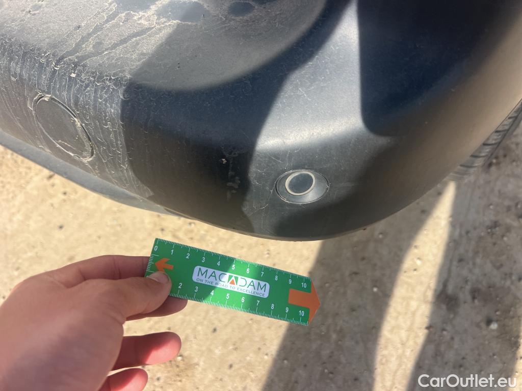  Citroen  Berlingo CITROEN  / 2018 / 4P / combi Talla M BlueHDi 100 S&S LIVE PACK BUSINE #22