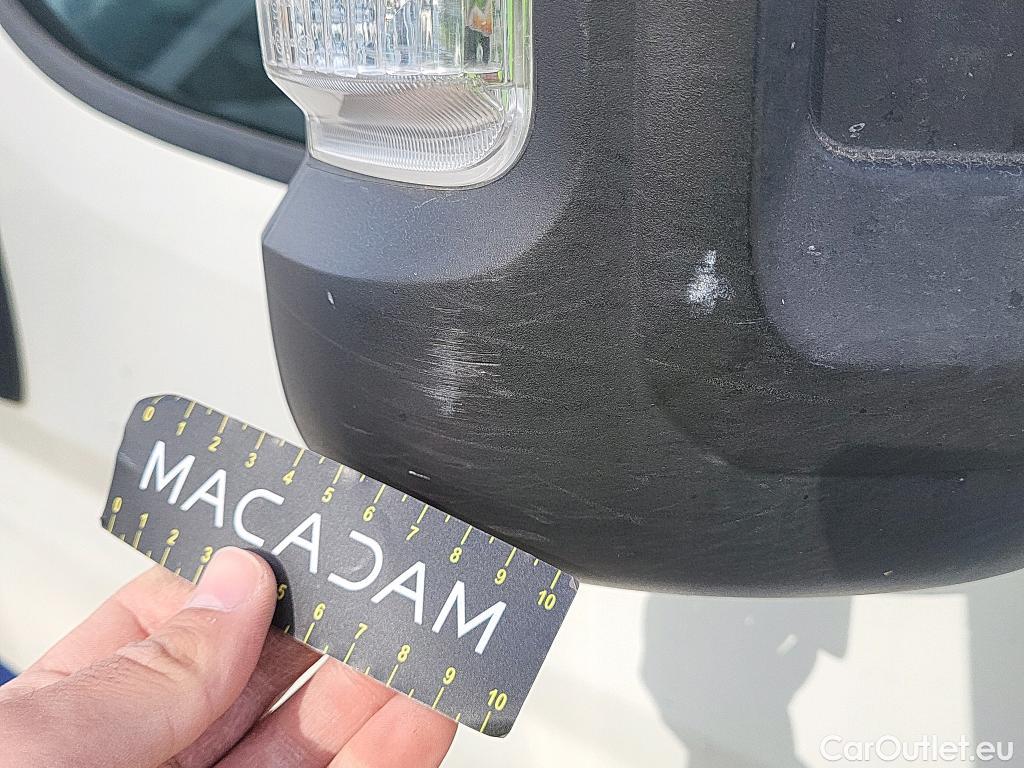  Citroen  Jumper CITROEN  / 2014 / 4P / furgón BlueHDi 96KW (130CV) Furgón 33L2H1 #17