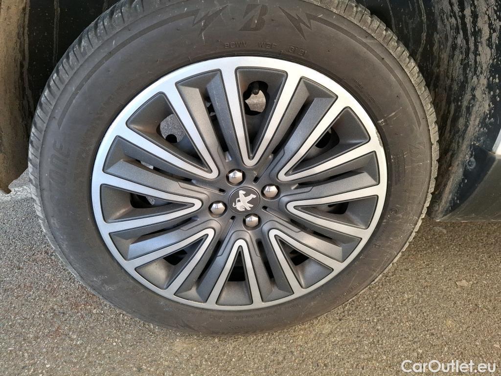  Peugeot  2008 PEUGEOT  5p Crossover BlueHDi 100 ¤6.c S&S ACTIVE BUSINESS #33