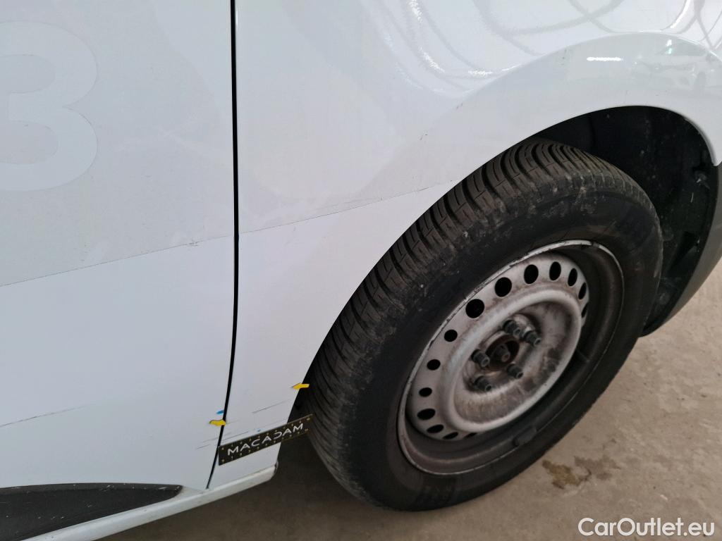  Renault  Kangoo RENAULT  / 2021 / 4P / Fourgonnette Extra - Blue dCi95 Sésame Ouvre Toi #39