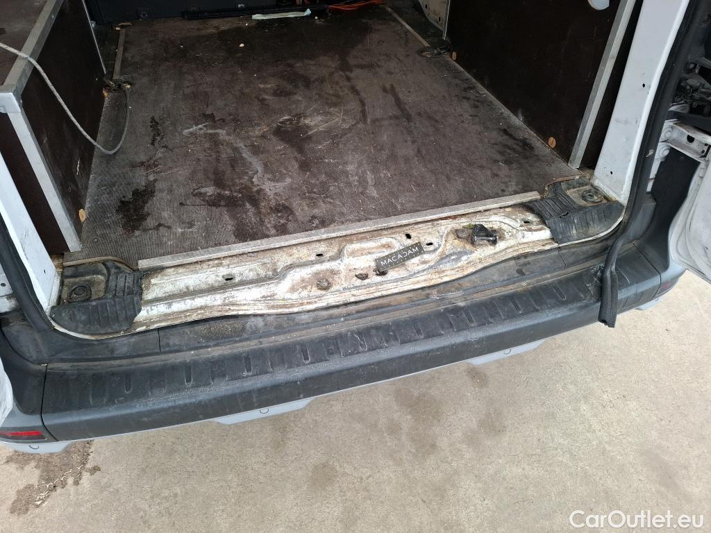  Renault  Kangoo RENAULT  / 2021 / 4P / Fourgonnette Extra - Blue dCi95 Sésame Ouvre Toi #60