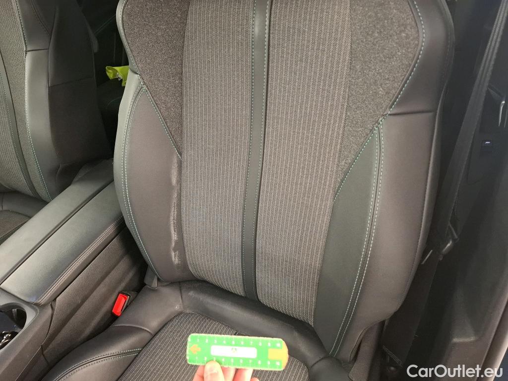  Peugeot  5008  Allure Pack 1.5 HDi 130CV BVA8 7 Sieges E6d #47