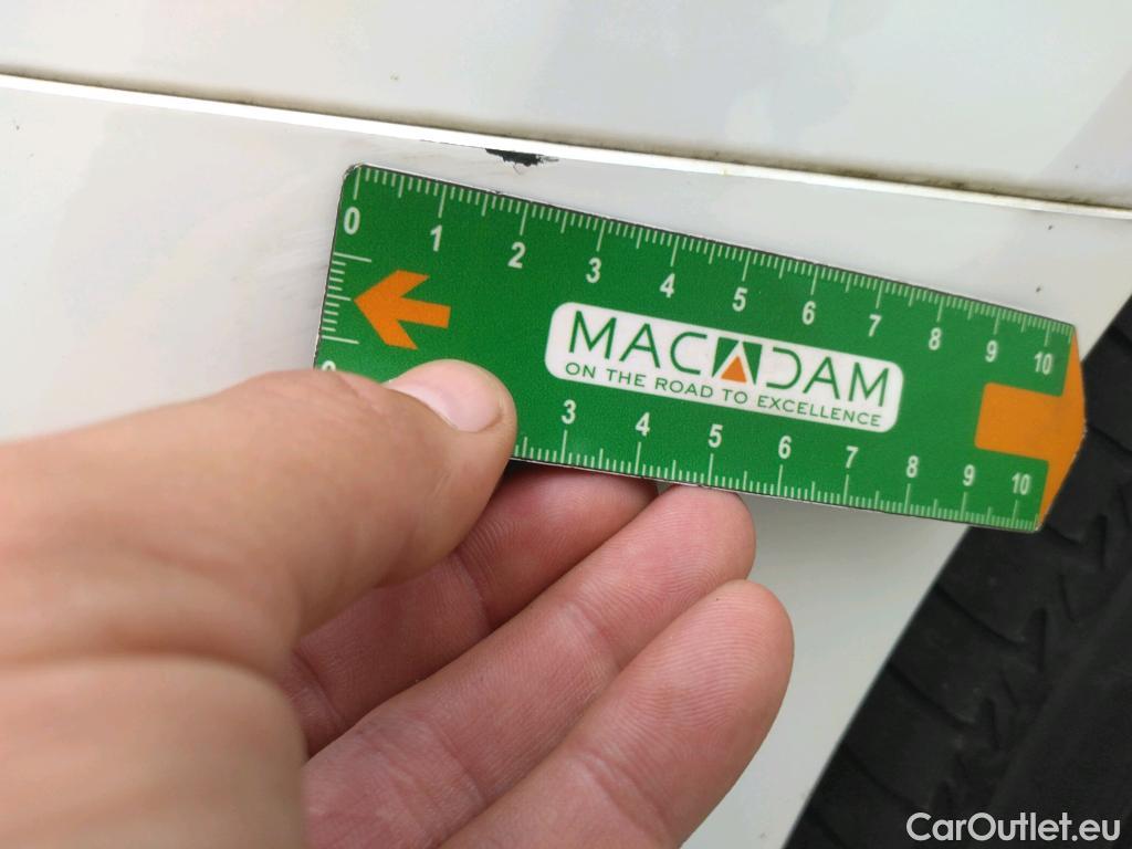  Peugeot  208  Premium 1.5 HDi 100CV BVM6 E6d #4