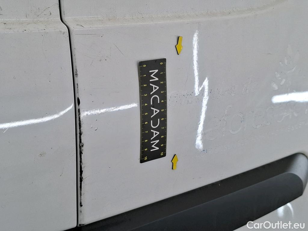  Renault  Kangoo RENAULT  / 2021 / 4P / Fourgonnette Extra - Blue dCi95 Sésame Ouvre Toi #31