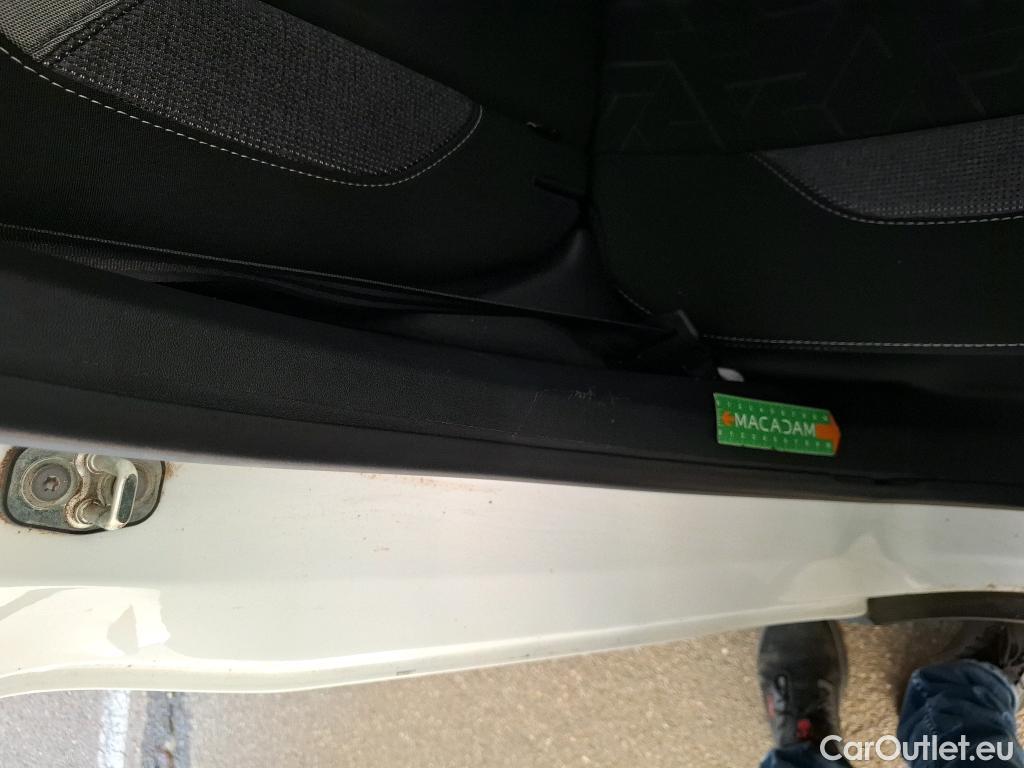  Peugeot  2008 PEUGEOT  5p Crossover BlueHDi 100 ¤6.c S&S ACTIVE BUSINESS #12