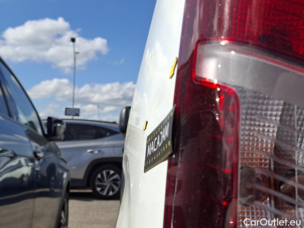  Citroen  Berlingo  Fourgon Driver M 1000 1.5 BlueHDi 100CV BVM5 E6dT #9