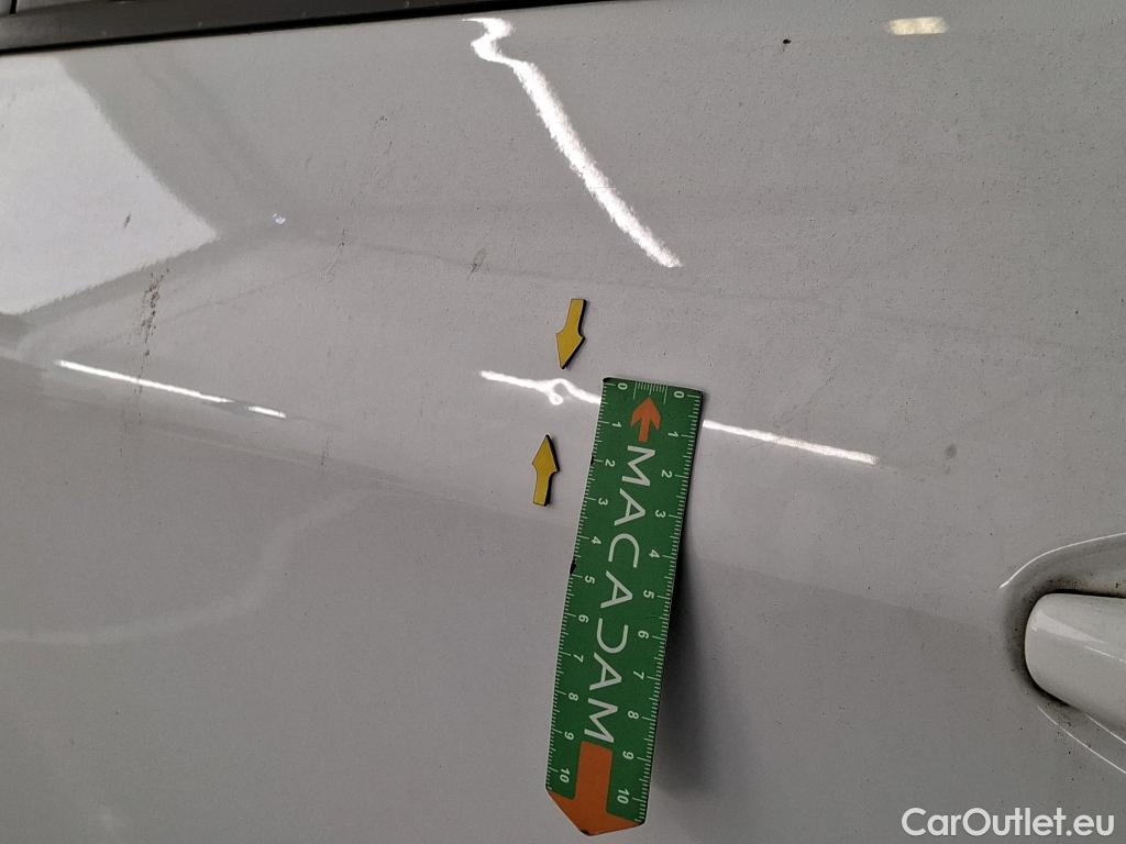  Peugeot  2008 PEUGEOT  5p Crossover BlueHDi 100 ¤6.c S&S ACTIVE BUSINESS #35