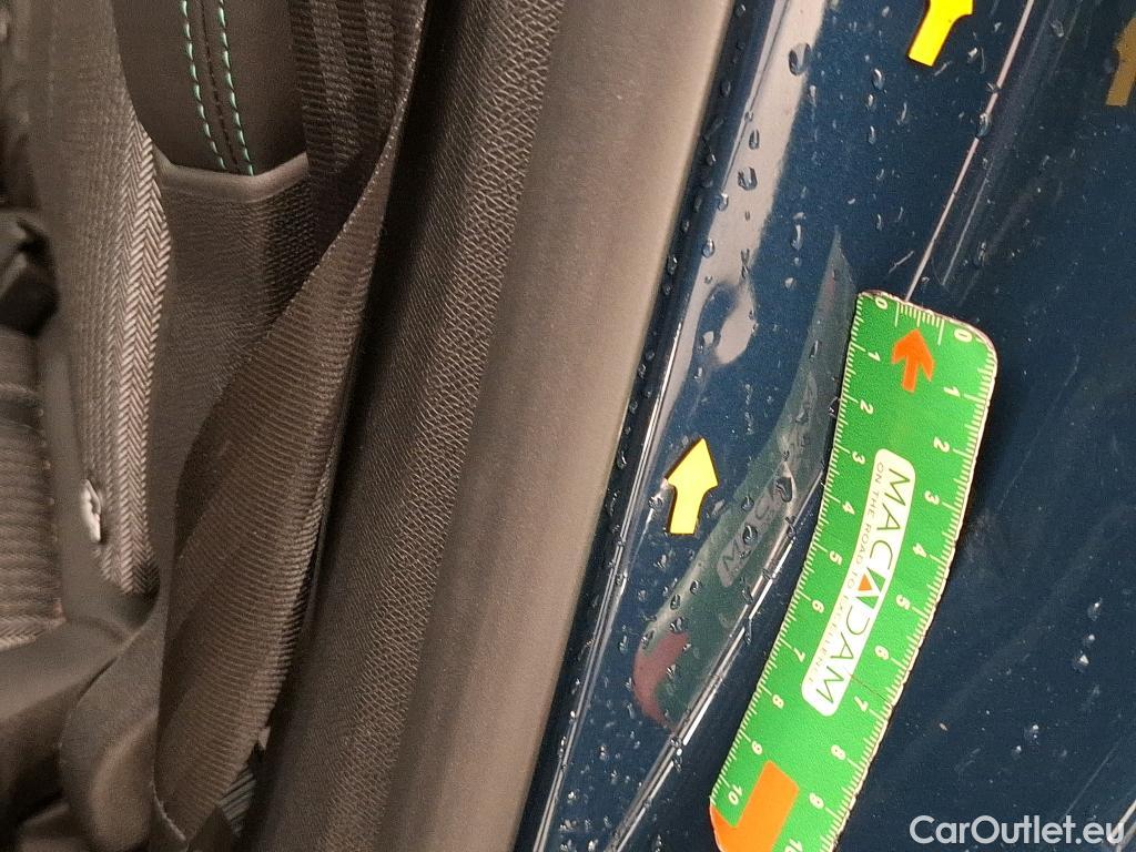  Peugeot  5008  Allure Pack 1.5 HDi 130CV BVA8 7 Sieges E6d #32