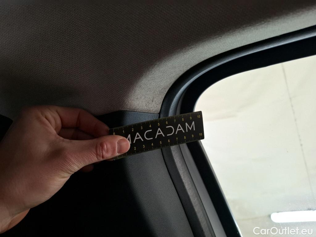  Renault  Kangoo RENAULT  / 2021 / 4P / Fourgonnette Extra - Blue dCi95 Sésame Ouvre Toi #83