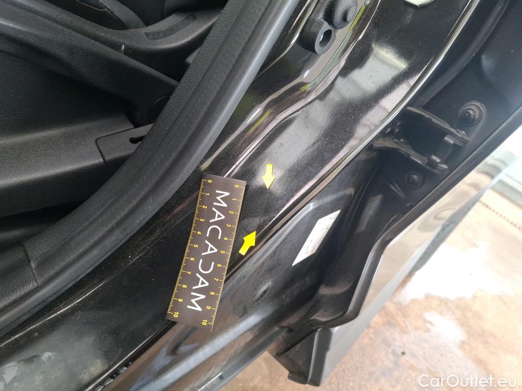  Nissan  Juke NISSAN  / 2019 / 5P / Crossover Hybrid 145 Business+ #26