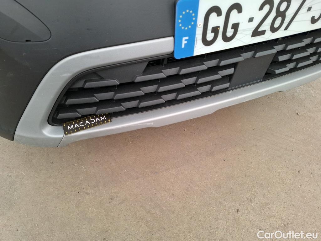  Renault  Kangoo RENAULT  / 2021 / 4P / Fourgonnette Extra - Blue dCi95 Sésame Ouvre Toi #97