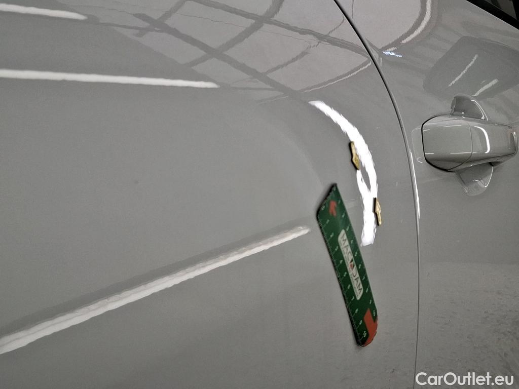  Renault  Clio RENAULT  / 2019 / 5P / Berline Evolution TCe 100 GPL #4