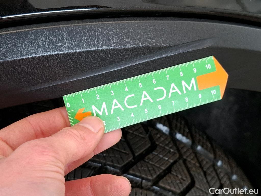  Nissan  Qashqai NISSAN  / 2021 / 5P / Crossover 1.3 MHEV 158ch Xtronic Business Edition CD LOT700 #10