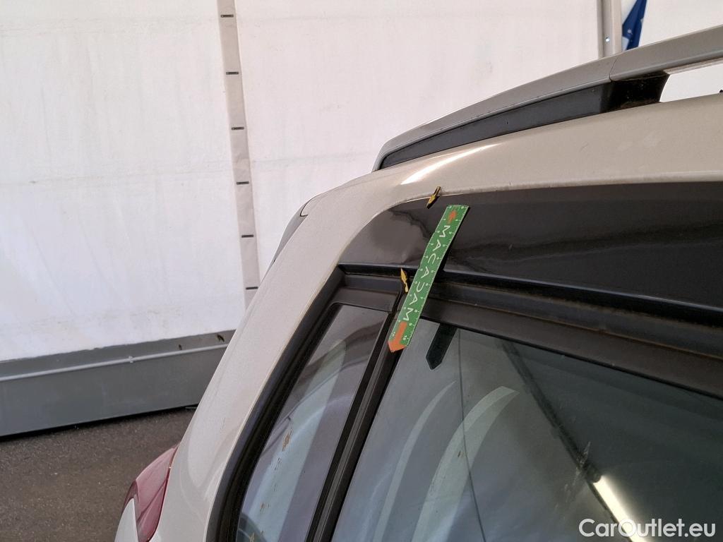  Peugeot  2008 PEUGEOT  5p Crossover BlueHDi 100 ¤6.c S&S ACTIVE BUSINESS #11