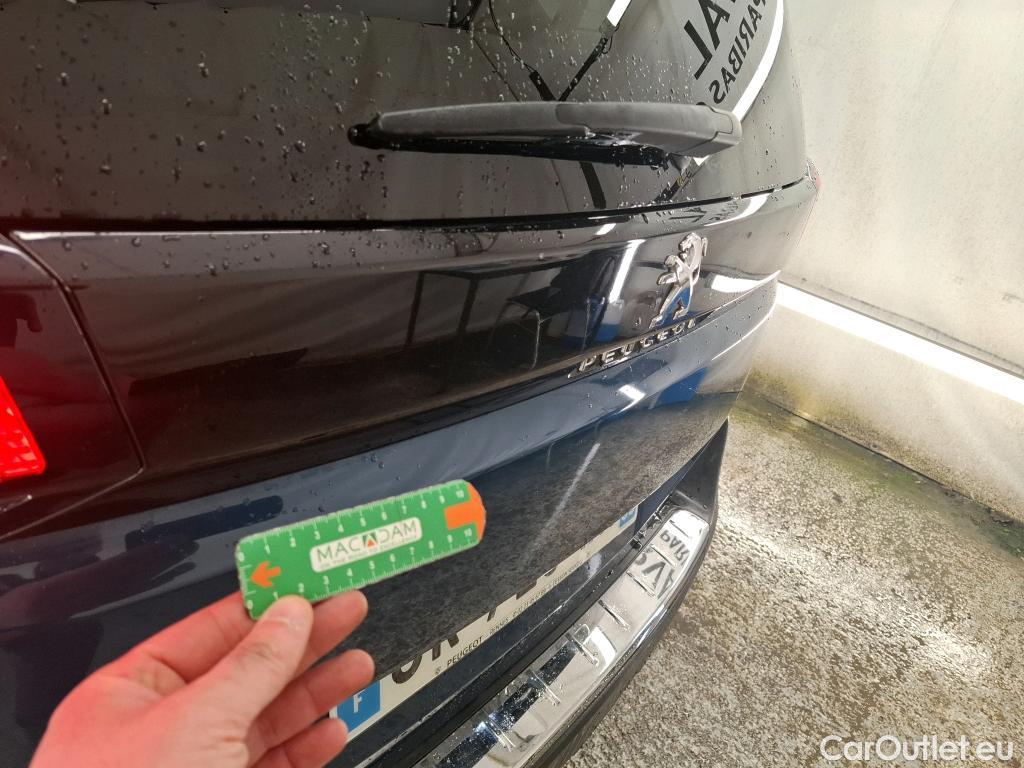  Peugeot  5008  Allure Pack 1.5 HDi 130CV BVA8 7 Sieges E6d #49