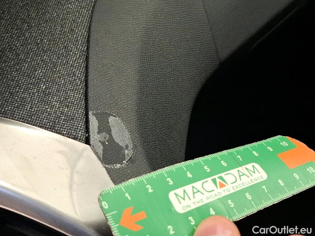  Peugeot  5008  Allure Pack 1.5 HDi 130CV BVA8 7 Sieges E6d #57