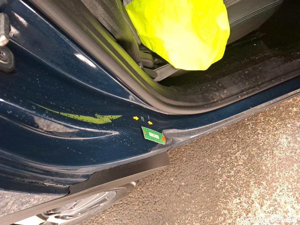  Peugeot  5008  Allure Pack 1.5 HDi 130CV BVA8 7 Sieges E6d #35