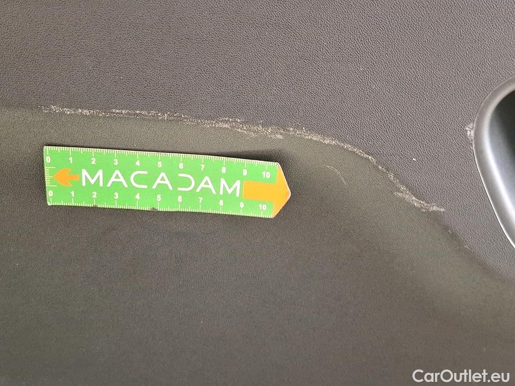  Peugeot  2008 PEUGEOT  5p Crossover BlueHDi 100 ¤6.c S&S ACTIVE BUSINESS #23