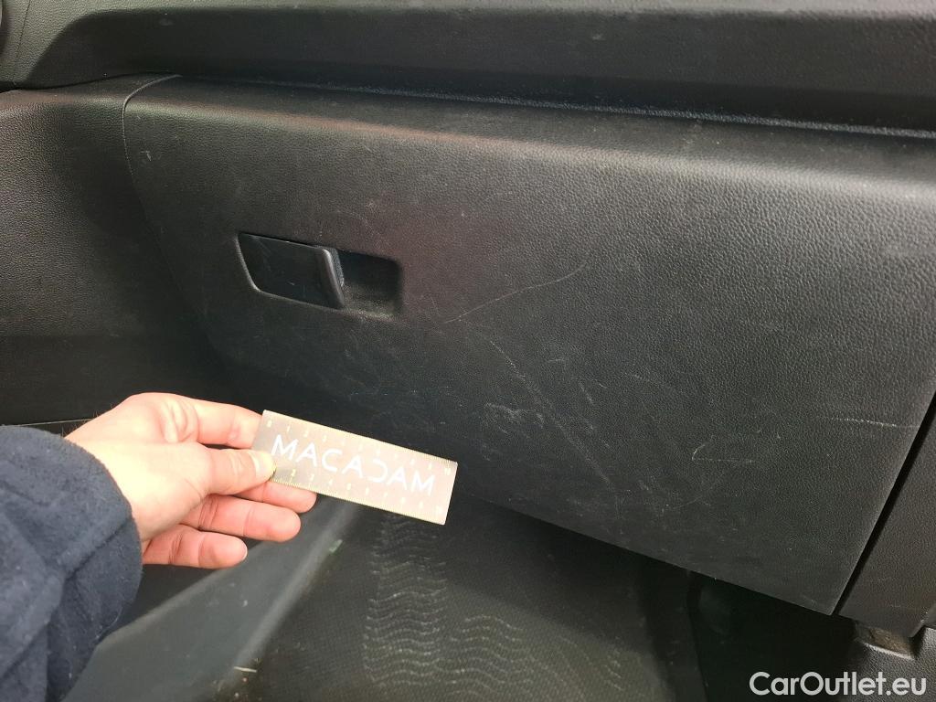  Renault  Kangoo RENAULT  / 2021 / 4P / Fourgonnette Extra - Blue dCi95 Sésame Ouvre Toi #50