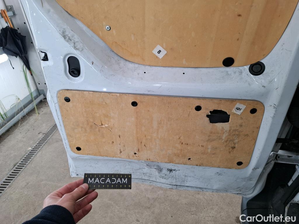  Renault  Kangoo RENAULT  / 2021 / 4P / Fourgonnette Extra - Blue dCi95 Sésame Ouvre Toi #124