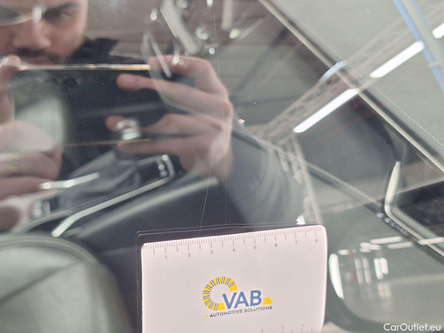  Toyota  Corolla Toyota,  TS '19, Toyota  Touring Sports 1.8 Hybrid Premium e #48