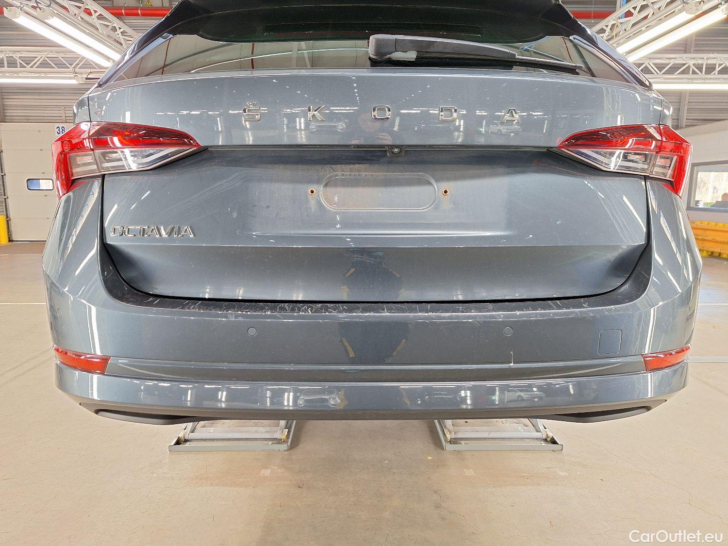  Skoda  Octavia Skoda,  Combi '20, Skoda  Combi 2.0 CRTDI 85kW Clever 5d #24