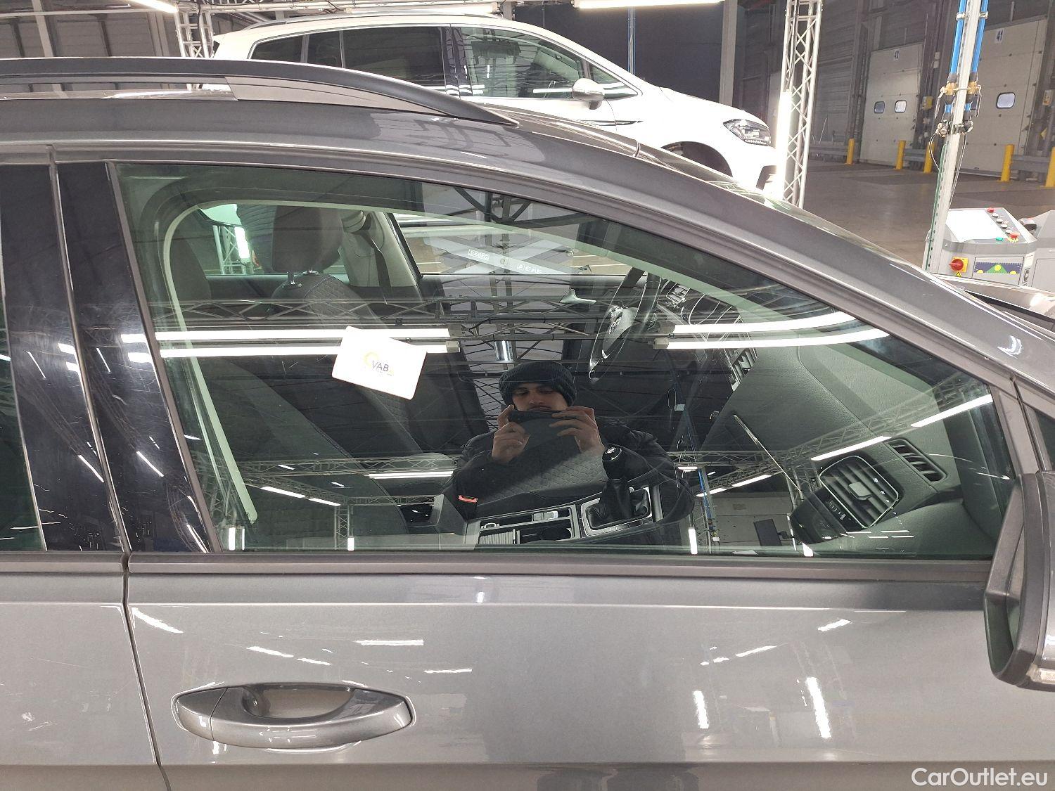  Volkswagen  Golf  VW, VII Var.FL'16, Volkswagen Variant 1.6 TDi SCR 85kW Join 5d #3