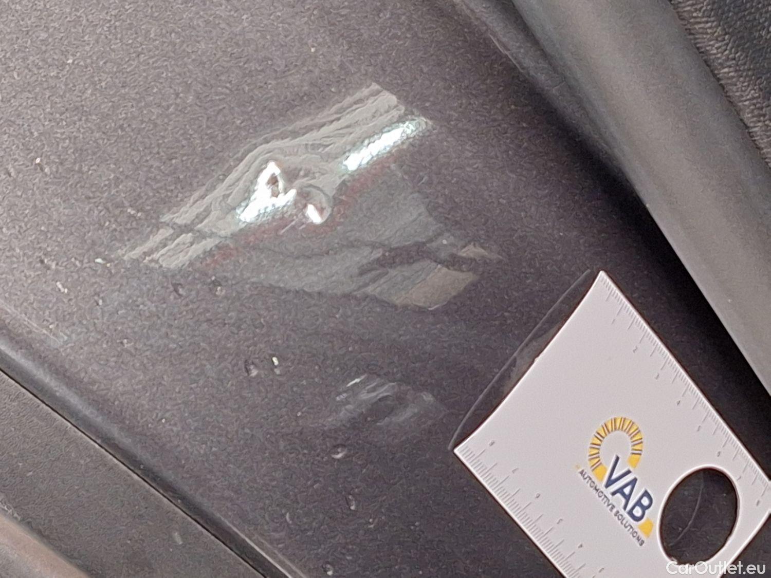  DS  DS7 DS,  CB '17, DS 7 Crossback 1.5 BlueHDi 130 Automatic Bastille  #28