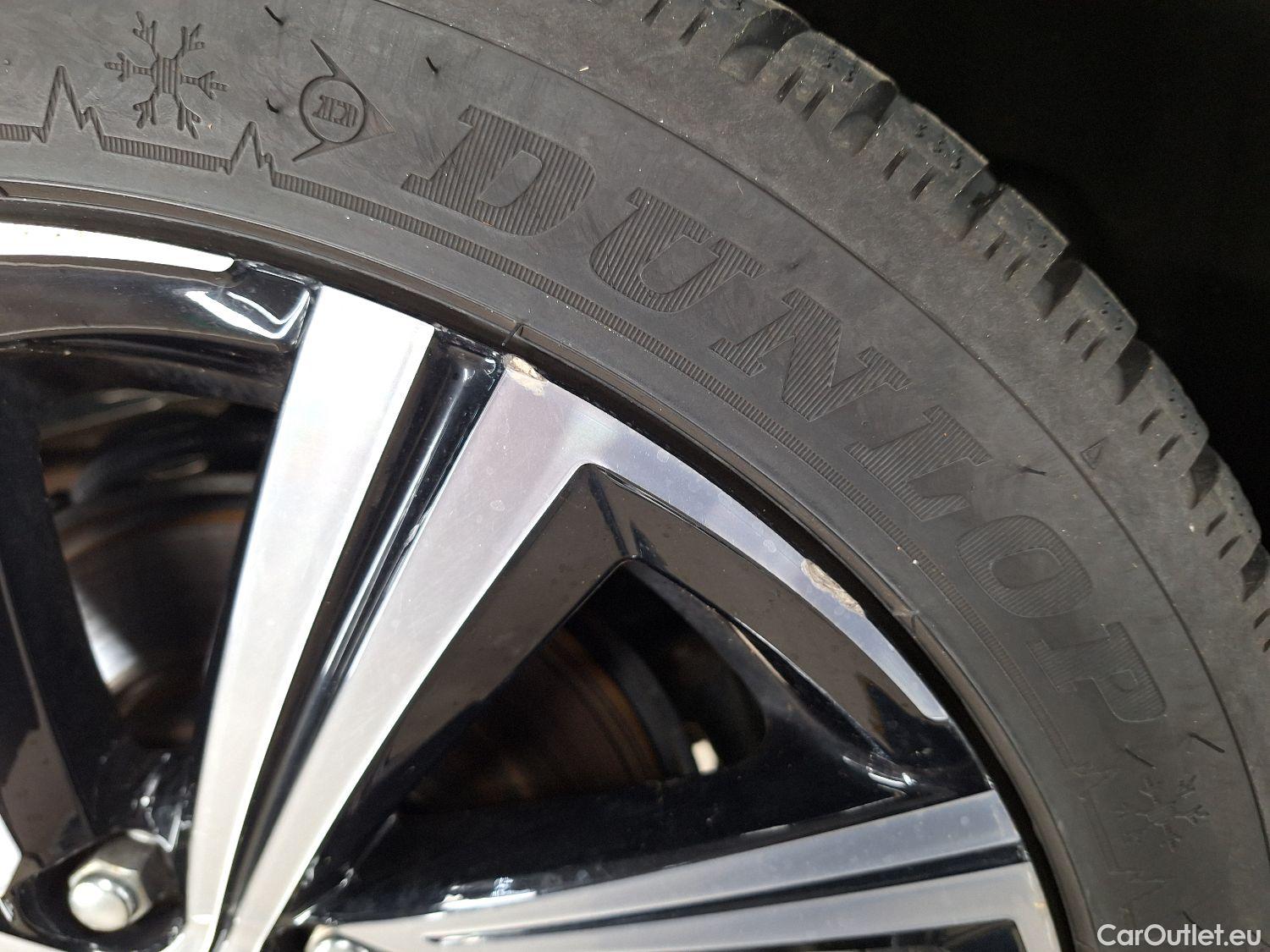  Toyota  Corolla Toyota,  TS '19, Toyota  Touring Sports 1.8 Hybrid Style e-C #10